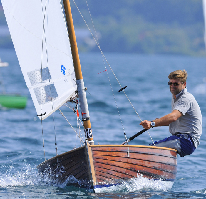 "Mondiale Dinghy 12"
nelle acque di Bracciano